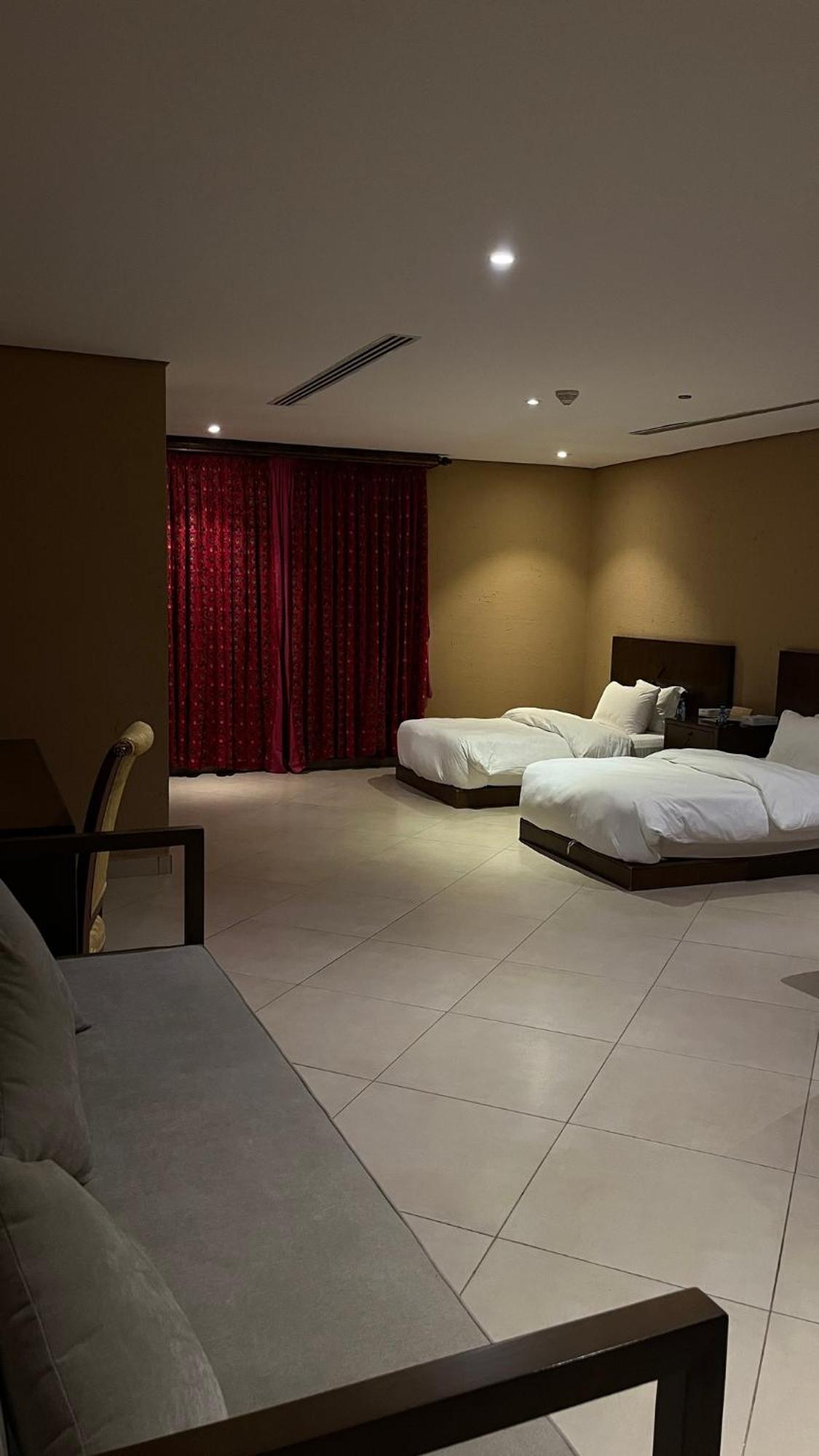 Al Malfa Resort Unaizah Luaran gambar