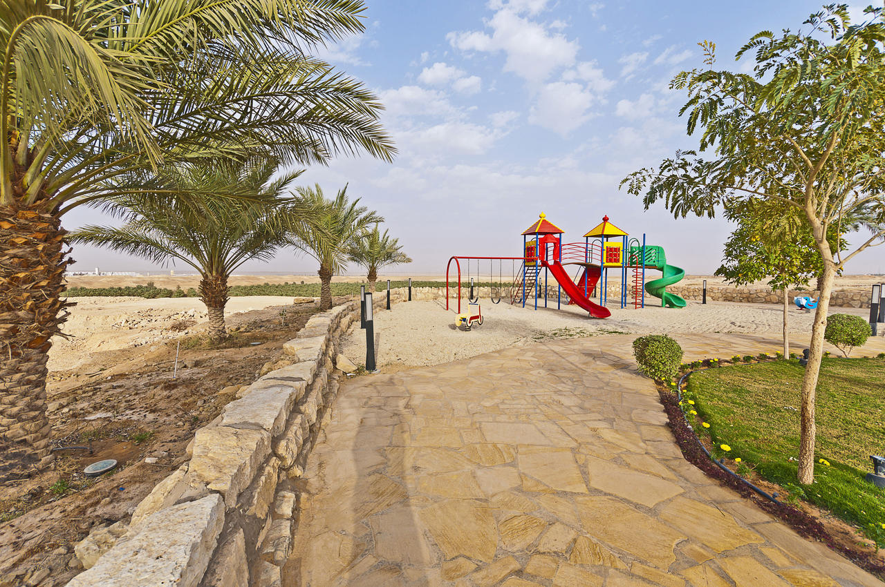 Al Malfa Resort Unaizah Luaran gambar